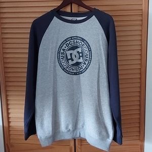 DC crew neck sweatshirt